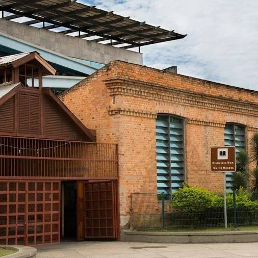 Pousada Cipriani - Matias Barbosa - Ponto Turístico Biblioteca Municipal